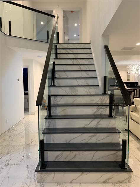Stairs Tiles Design, Staircase Interior Design, Stair Railing Design ...