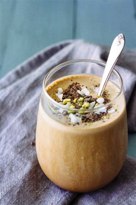 Creamy Mocha Coffee Smoothie - Jar Of Lemons