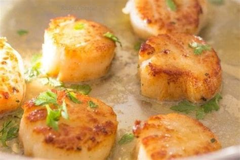 Easy Pan Seared Scallops · How To Cook A Scallop · Recipes on Cut Out ...