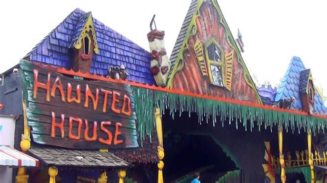 Camden Park Haunted House POV Classic Pretzel Dark Ride - YouTube