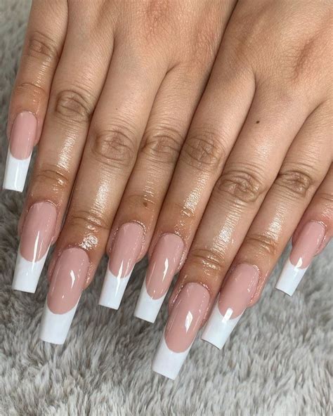 GEL X ONLY!’s Instagram post: “Simple French tip 💅🏻 @apresnailofficial ...