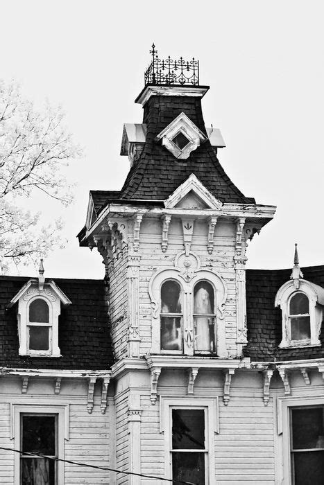 17+ images about Victorian Homes on Pinterest | Queen anne, The study ...