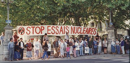 Nuclear disarmament - Wikipedia