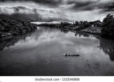 12 Arcus Storm Over Lake Images, Stock Photos & Vectors | Shutterstock