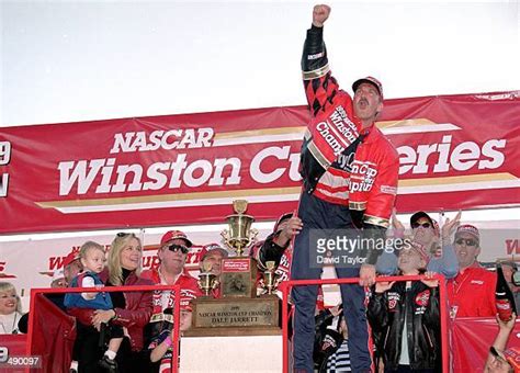 Dale Jarrett 1999 Photos and Premium High Res Pictures - Getty Images