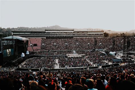 Rose Bowl Stadium on Twitter: "This view is ICONic - let the #BTS Love ...