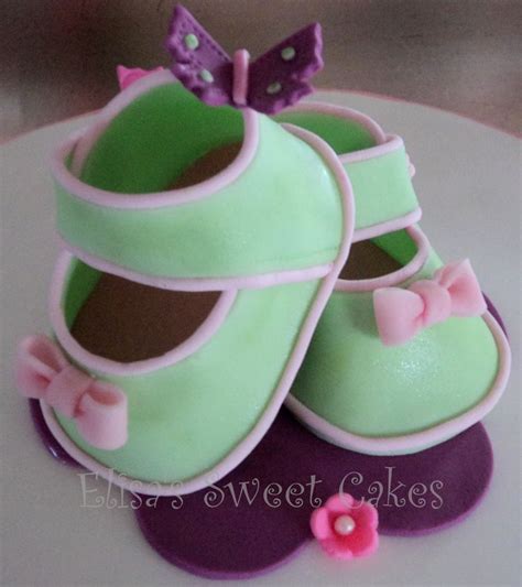 Baby Girl Cake — Baby Shower | Fondant cake toppers, Baby girl cakes, Orange cake filling