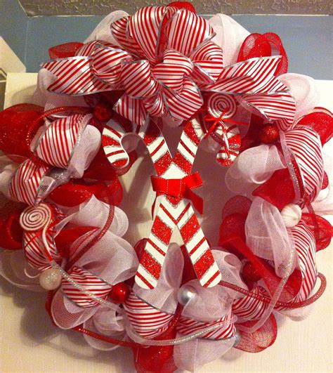 Candy cane Christmas wreath | Christmas wreaths, Christmas decorations, Merry little christmas