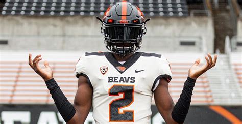 A Look Inside the Oregon State Beavers Revamped QB Room