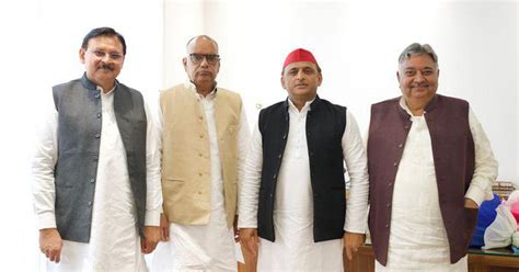 Uttar Pradesh: Three BSP leaders, BJP MLA join Samajwadi Party