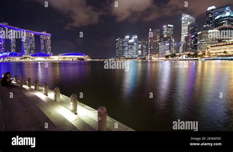 Night view of Marina Bay Sands Singapore Stock Video Footage - Alamy