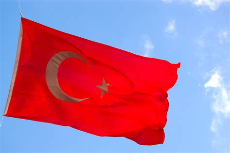 The colors of Turkey | The flag of Turkey stretched across t… | Flickr