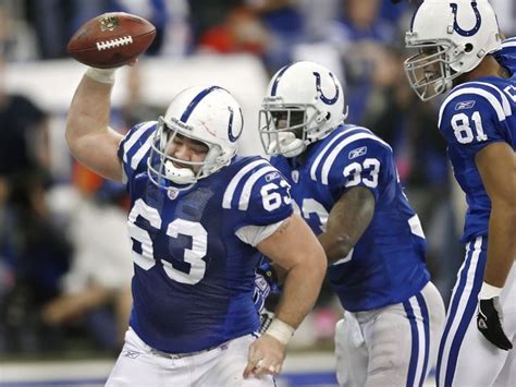 Why we love the Colts-Patriots rivalry | Jeff saturday, Indianapolis colts football, Afc ...