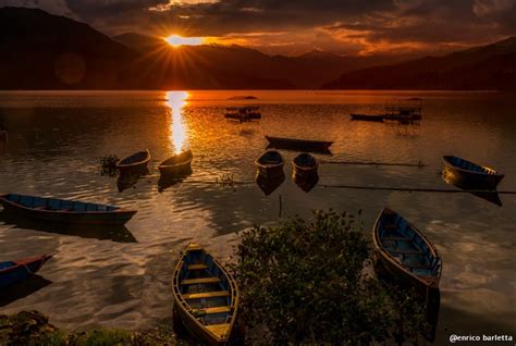 Sunset at Phewa Lake in Lake Side, Pokhara : r/pokhara