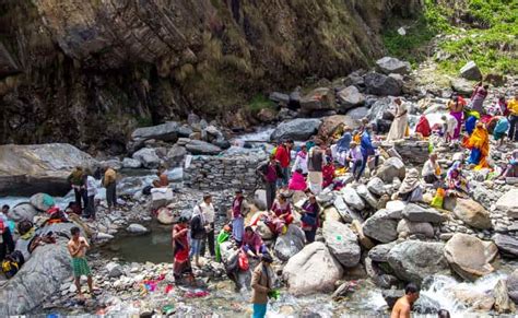 Yamunotri Dham Yatra - Compelete Trekking Guide