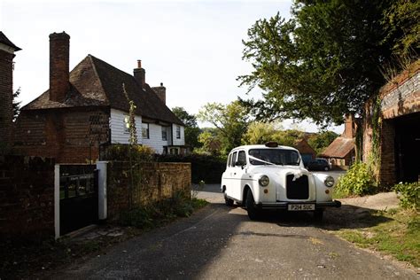 The Old Kent Barn Wedding Venue Photography - Chris Giles Photography