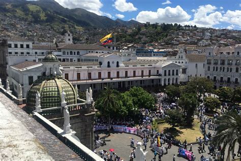 Quito: Old Town and Middle of the World Tour. in Ecuador | My Guide Ecuador