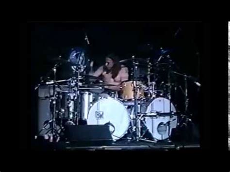 Bill Ward Drum Solo - YouTube