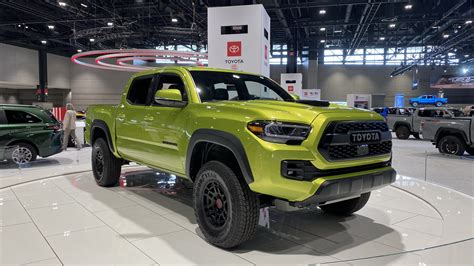 2022 Toyota Tacoma TRD Pro Arrives in Chicago With Electric Lime Green Exterior - autoevolution