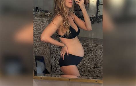 Blake Lively's Pregnancy Album: See Photos Of Her Baby Bump!