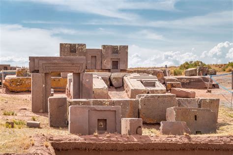 BOLIVIA - Back to the Tiwanaku Empire; a day trip from La Paz – Chris ...