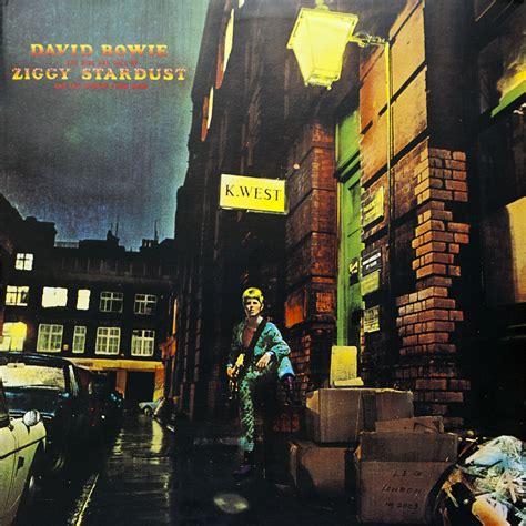 Rise and Fall of Ziggy Stardust and the Spiders from Mars | Ziggy stardust album, David bowie ...