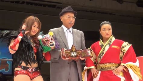 Meiko Satomura vs Io Shirai (Stardom, 12-23-2015) | Tape Machines Are ...