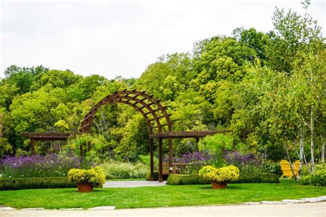 Attraction Guide: Rotary Botanical Gardens in Janesville, Wisconsin