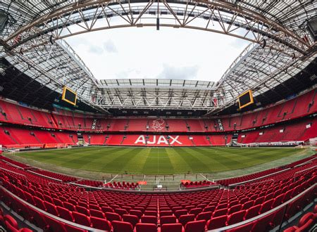 Johan Cruijff Arena Tour Deutsch - Jessie Wade News