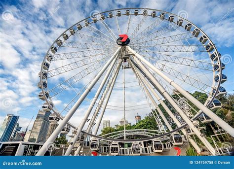 The Wheel of Brisbane in South Bank Parkland, Australia Editorial Stock ...