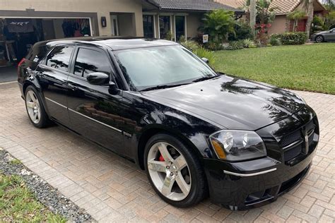 23k-Mile 2006 Dodge Magnum SRT8 for sale on BaT Auctions - sold for ...