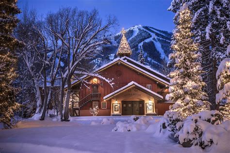 The Best North America Ski Resorts for the Holidays - OnTheSnow