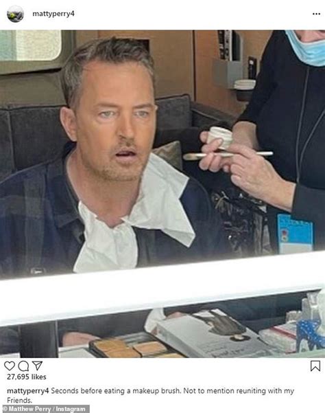 Matthew Perry unveils FIRST Friends reunion behind-the-scenes photo | Matthew perry, Matthew ...