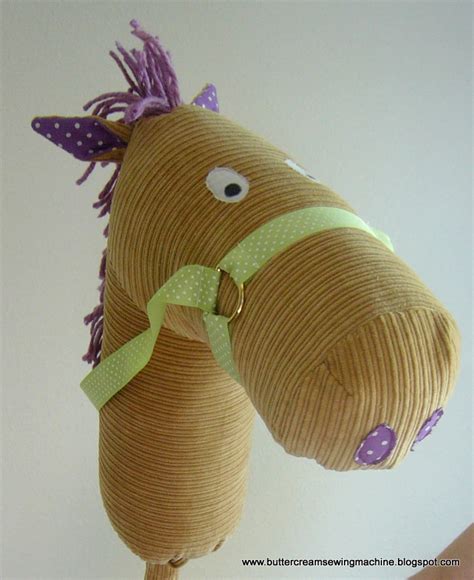 Buttercream and a Sewing Machine: Hobby Horse