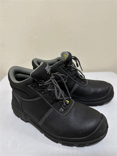 Anti-slip / Safety shoes, Men's Fashion, Footwear, Boots on Carousell