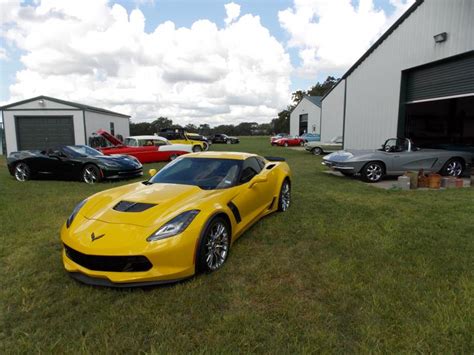 Auto Bahrn - Corvette Club of Houston Meets At The Ranch