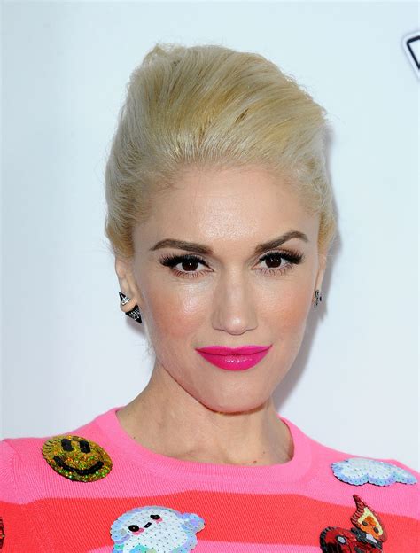 GWEN STEFANI at The Voice Season 7 Red Carpet Event in West Hollywood ...