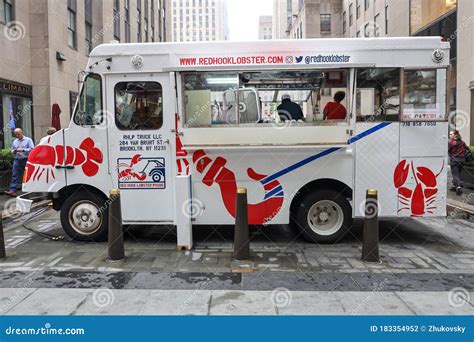 Red Hook Lobster Pound Food Truck in Midtown Manhattan Editorial Photography - Image of ...