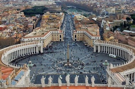 Vatican City Tourist Attractions: A Walk from Modern to Ancient Rome ...