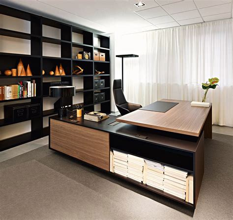 RECTANGULAR EXECUTIVE DESK REPORT BY SINETICA INDUSTRIES | DESIGN ...