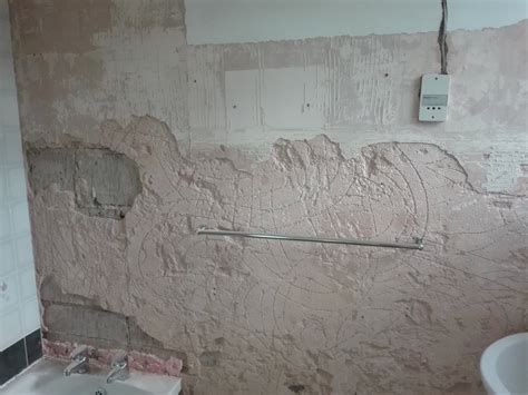 Removing Bathroom Tiles From Plasterboard – Semis Online