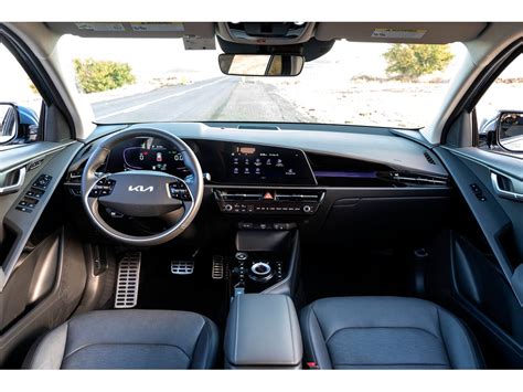 2024 Kia Niro Plug-In Hybrid: 48 Interior Photos | U.S. News