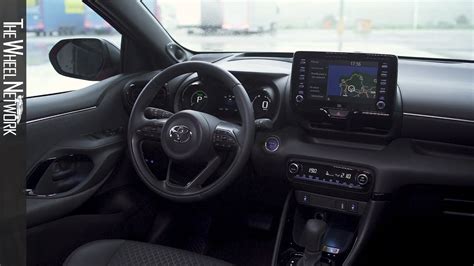 2020 Toyota Yaris Hybrid Interior (EU Spec) - YouTube