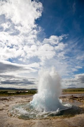 Energi Panas Bumi (Geothermal) | Linda Say