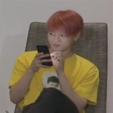 𝙠𝙮 #ᵐᵒⁿᵒ #ᴀʟʟᴛᴏᴢᴇʀᴏ on Twitter: "wtf did he send? im-… " Bts Meme Faces, Funny Faces, Fan ...