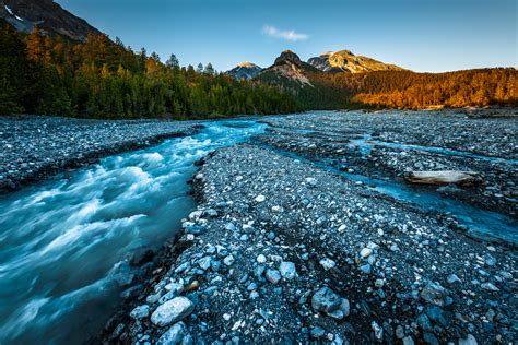 New: An alpine mountain river close to sunset - NiO Photography