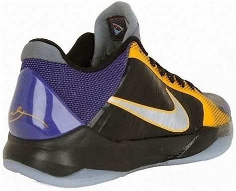 Kobe Bryant Shoes Pictures: Nike Zoom Kobe V 5 Lakers Carpe Diem ...