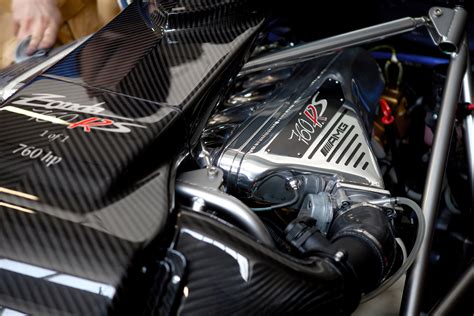 Pagani Zonda F Engine