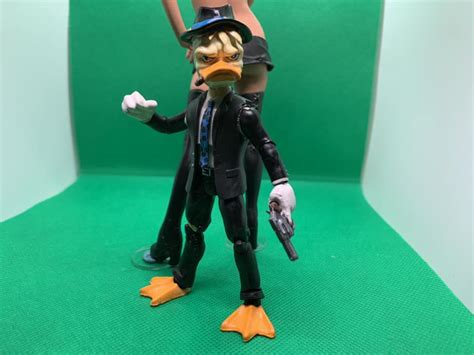 Fichier STL Howard the Duck Marvel Legends・Modèle à télécharger et à ...