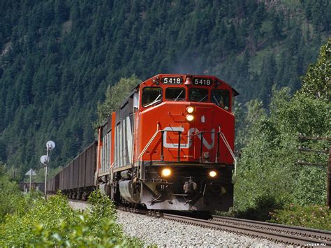 UPDATE: CN freight train carrying sand derails near Grande Cache - My ...